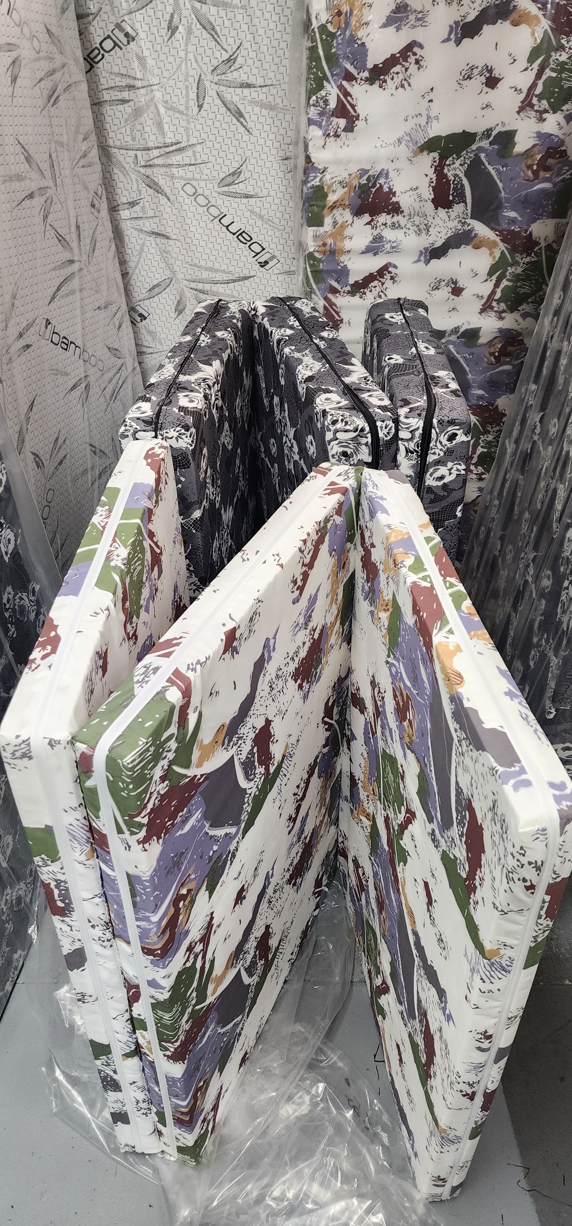 SINGLE HARD MATTRESS WITH FOLDER 2.7 INCH